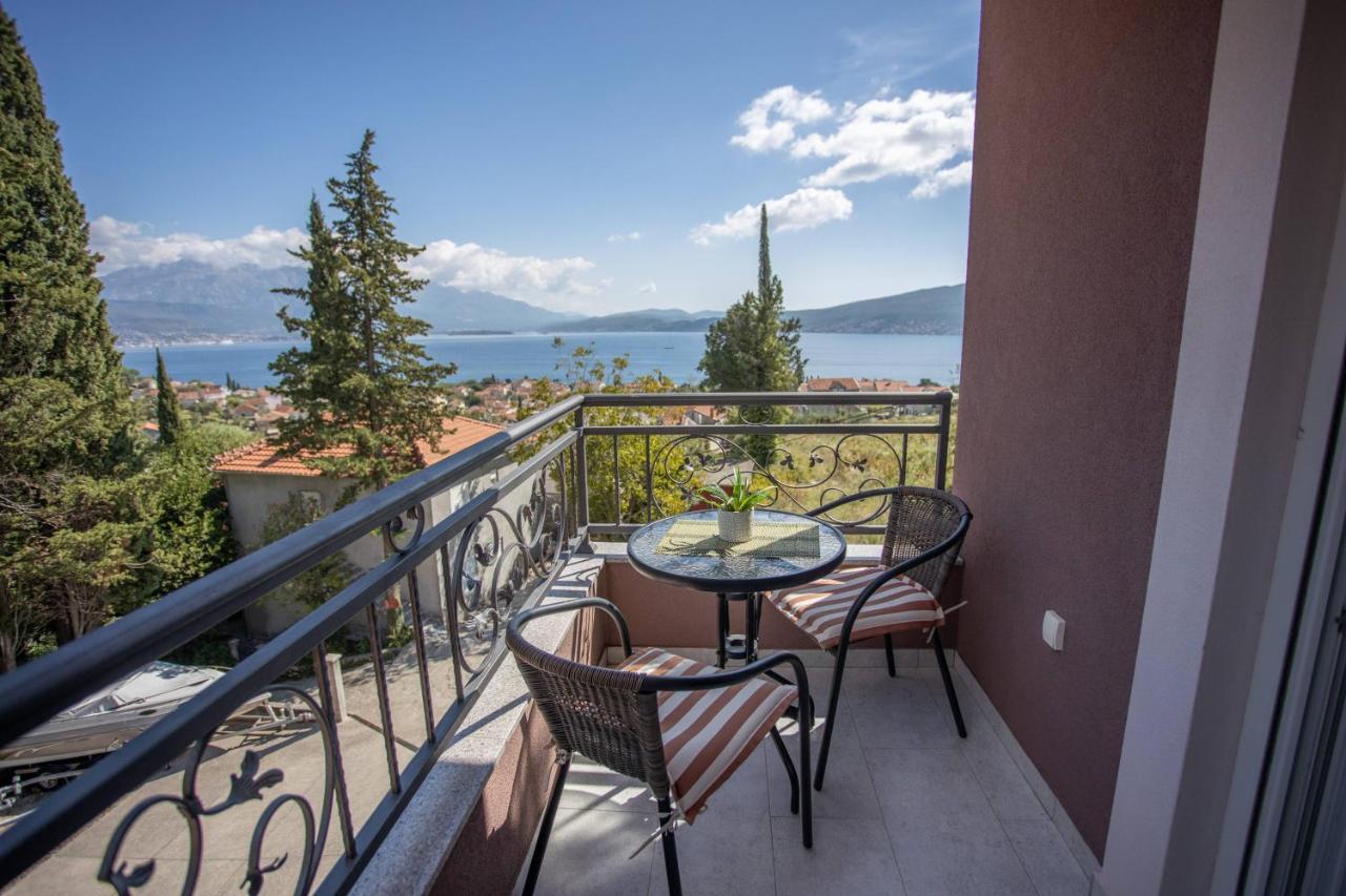 Apartments Gvozdenovic Herceg Novi Exterior photo